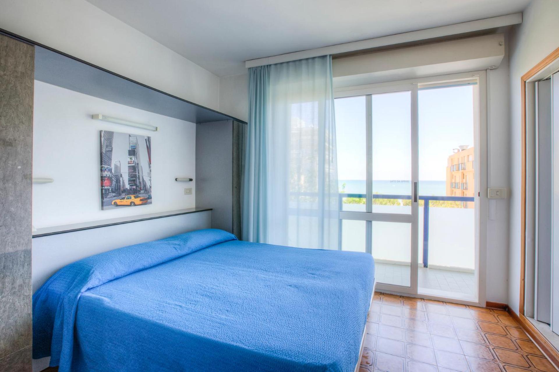 Hotel Taunus - Vista Mare Riccione Buitenkant foto