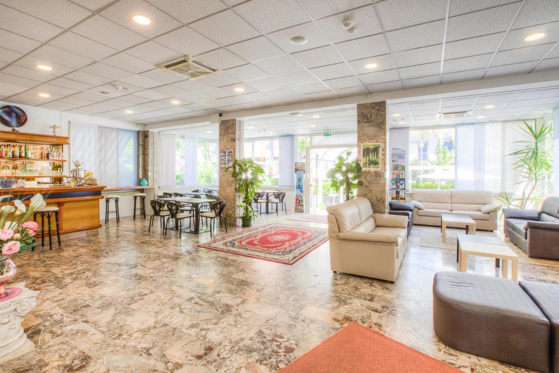 Hotel Taunus - Vista Mare Riccione Buitenkant foto